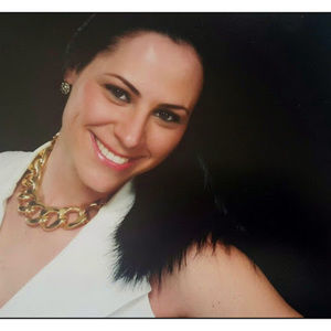 Meet your Posher, Yana